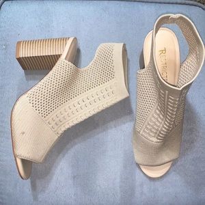 NEVER WORN: Peep toe Heeled Booties